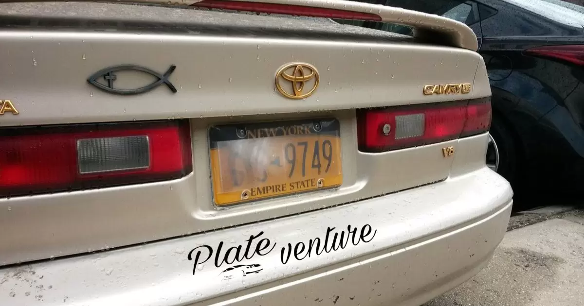 Are Colored License Plate Lights Illegal?